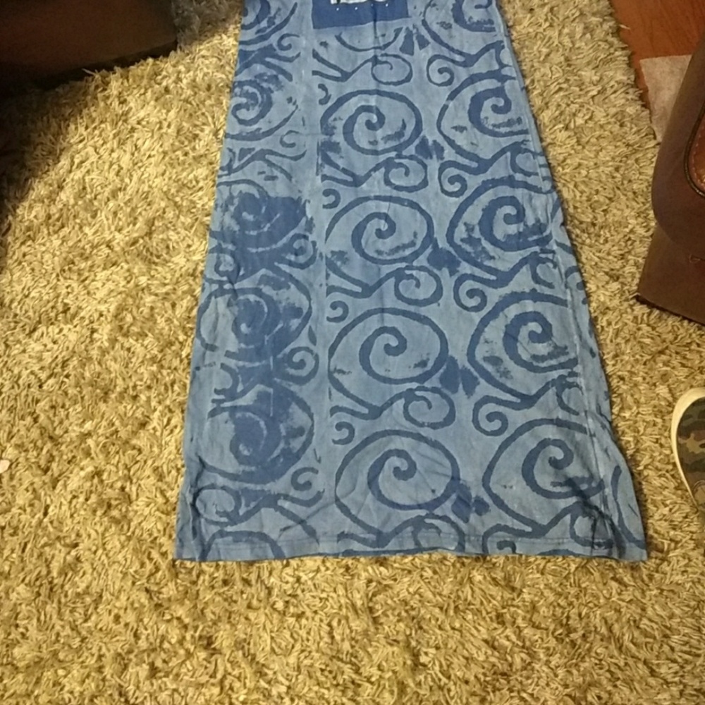 Dress - Picture 2 of 3